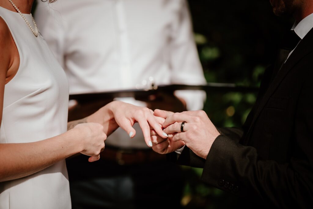 red deer wedding garden 0081