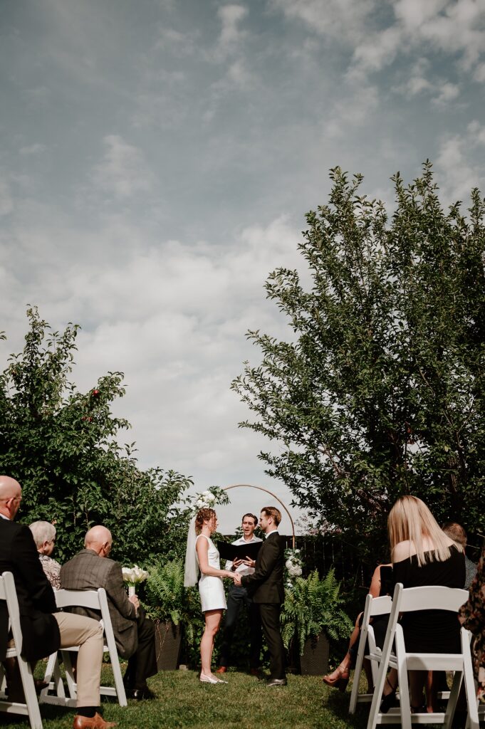 red deer wedding garden 0082